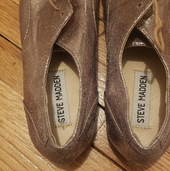 Addan Metallic Rose Gold Oxford Shoes - Picture 3 of 4